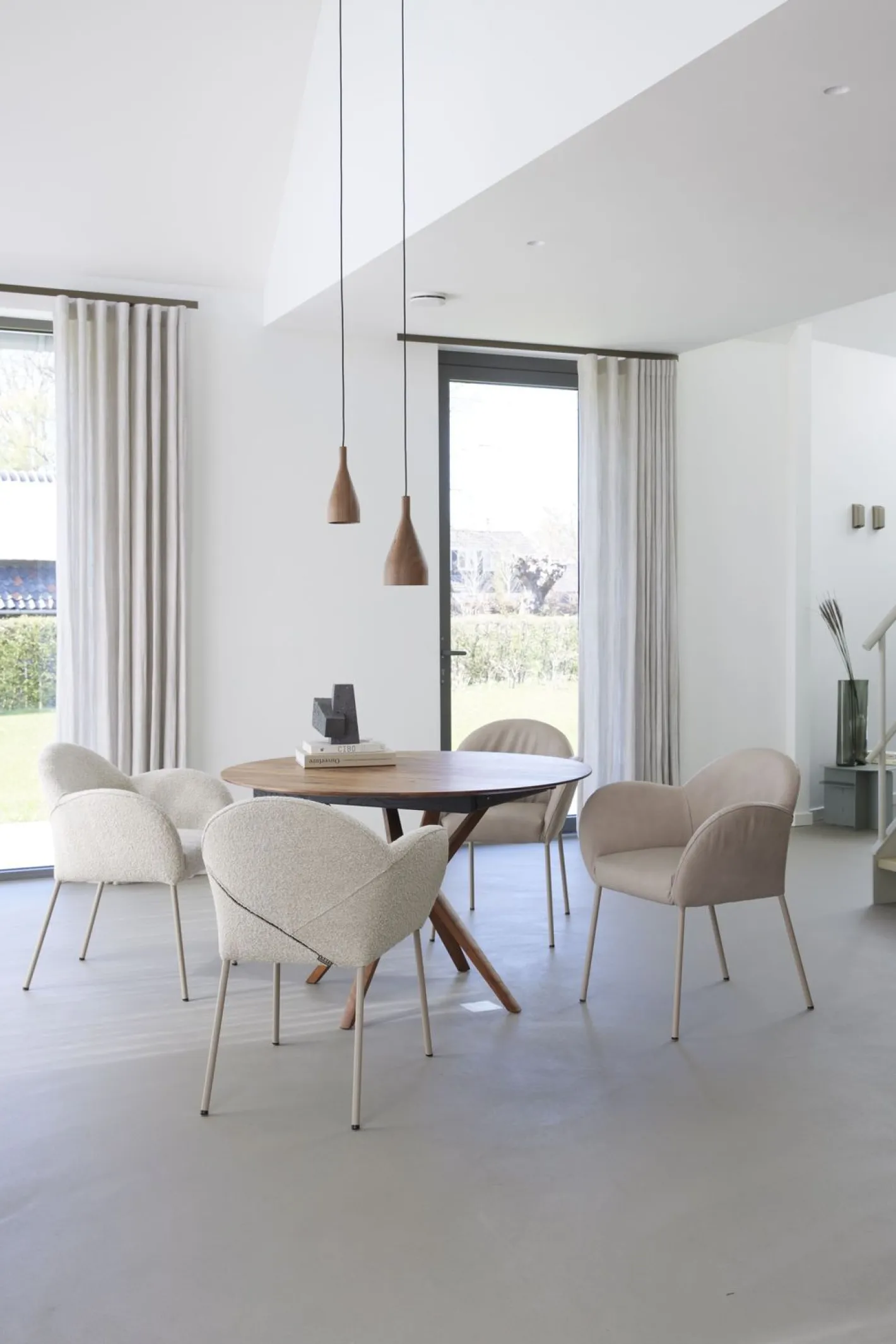 Discount LABEL Vandenberg Aletta Eetkamerstoel Beige