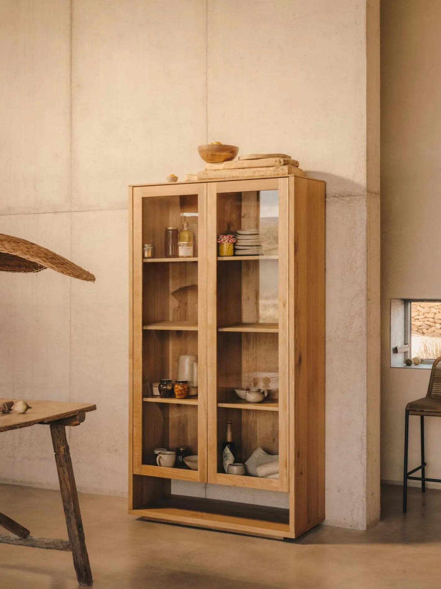 New Kave Home Alguema Vitrinekast Naturel