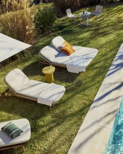 Sale Kave Home Alipa 2-persoons Ligstoel Ecru