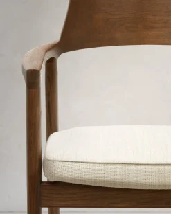 New Kave Home Alocs Eetkamerstoel Beige, Walnoot