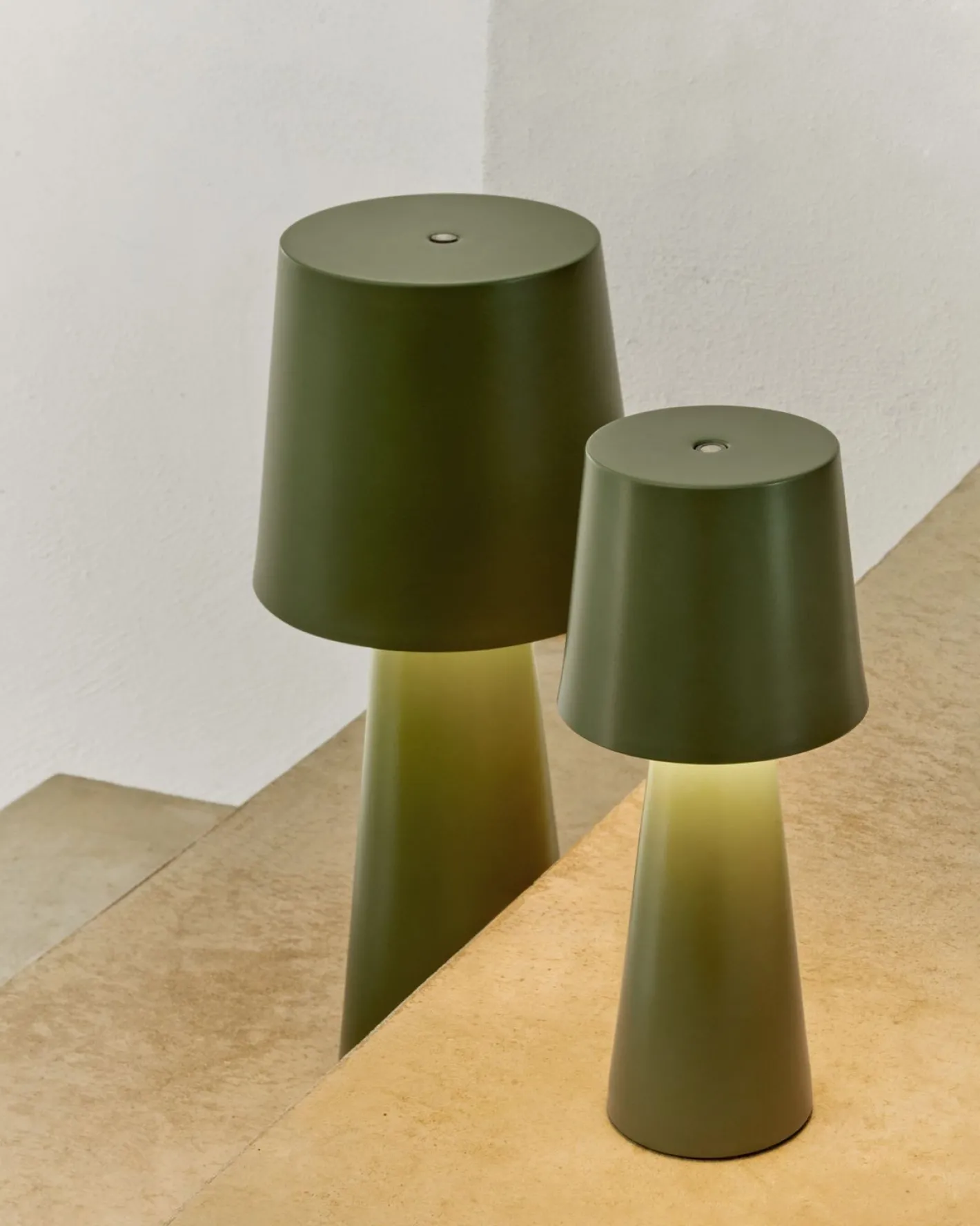 New Kave Home Arenys Kleine Tafellamp Groen