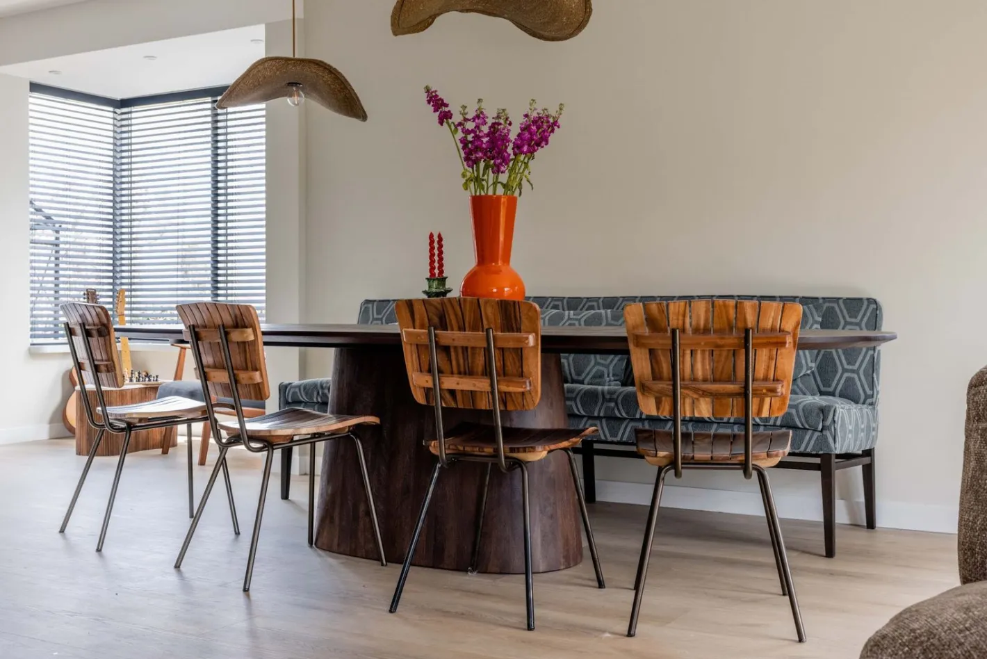 Sale Eleonora Aron Eettafel Bruin
