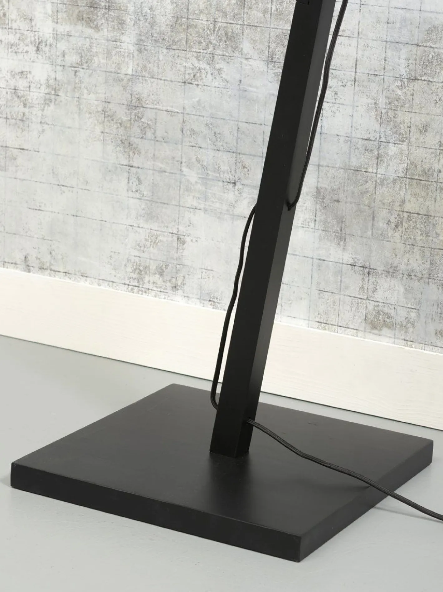Hot Good&Mojo Bali Black Vloerlamp Natural/Black
