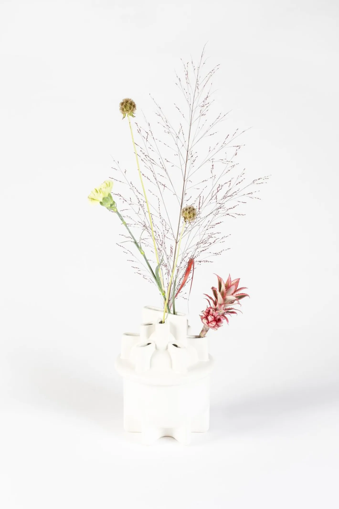 New Zuiver Bassin Vaas White