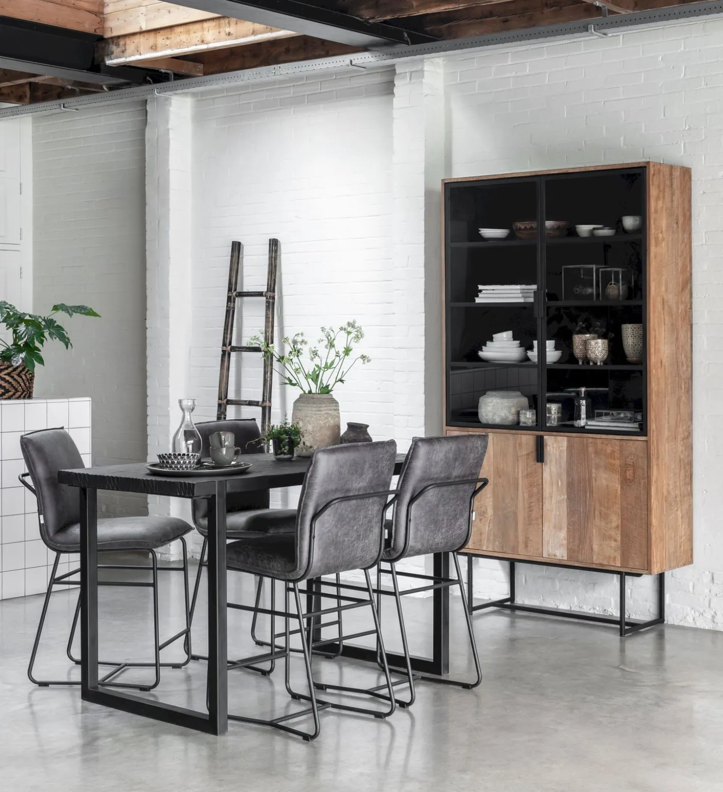 Hot DTP Home Beam Bartafel Zwart