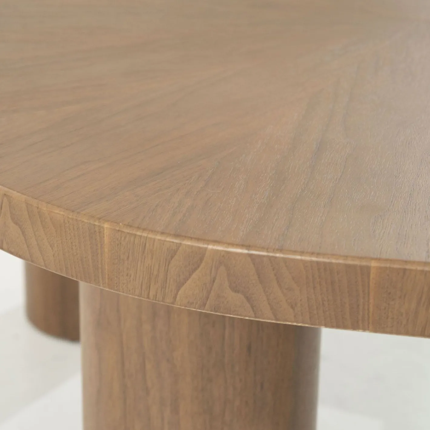 New Eleonora Bobbie Eettafel Lichtbruin