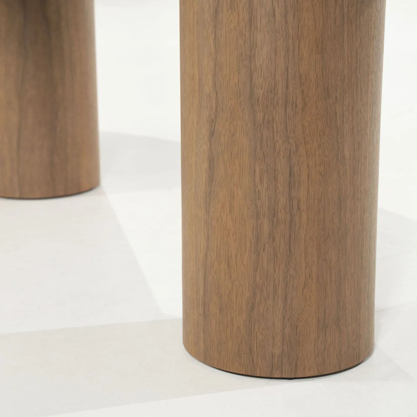 New Eleonora Bobbie Eettafel Lichtbruin
