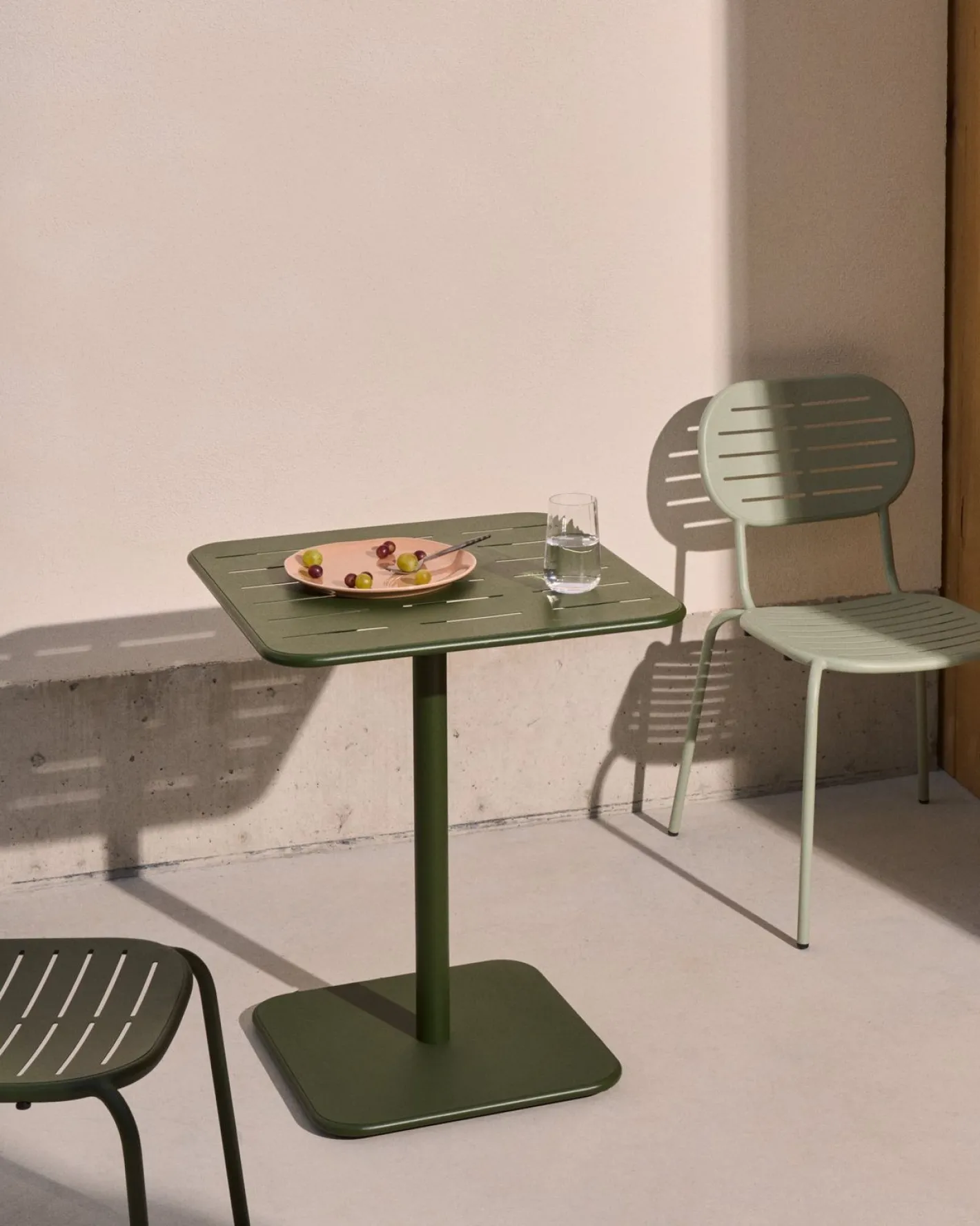 Kave Home Brai Outdoor Bistrotafel Groen