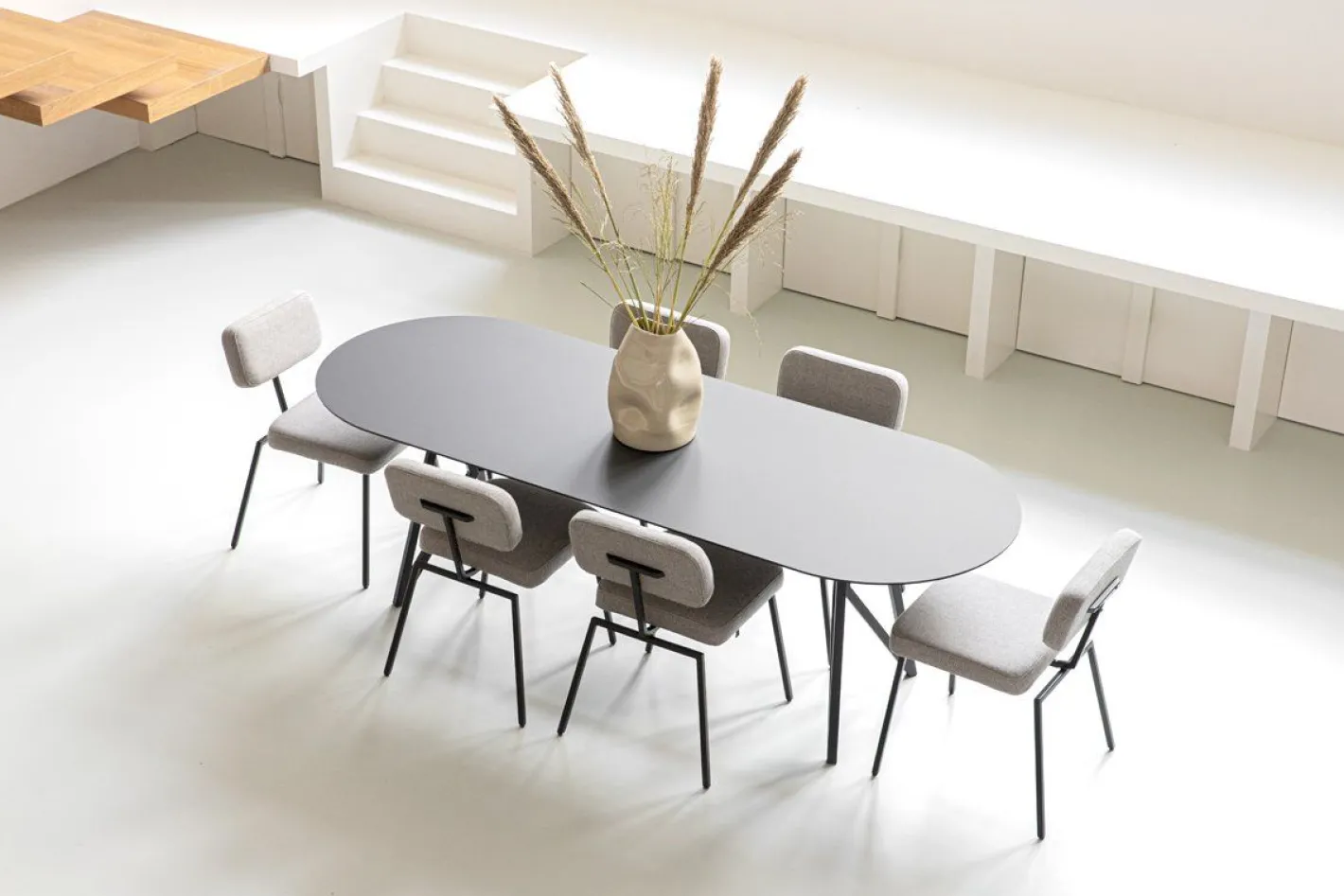 Outlet Studio HENK Butterfly Plat Ovaal Eettafel Zwart