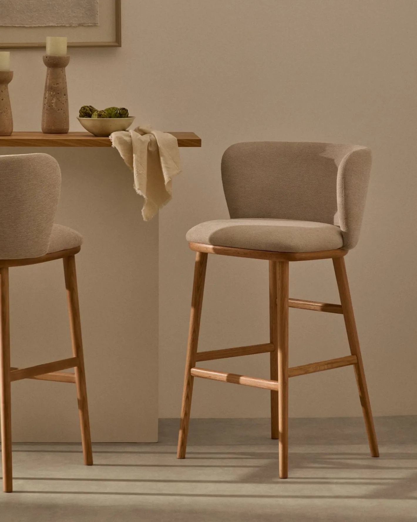 Outlet Kave Home Ciselia Barstoel Beige, Naturel