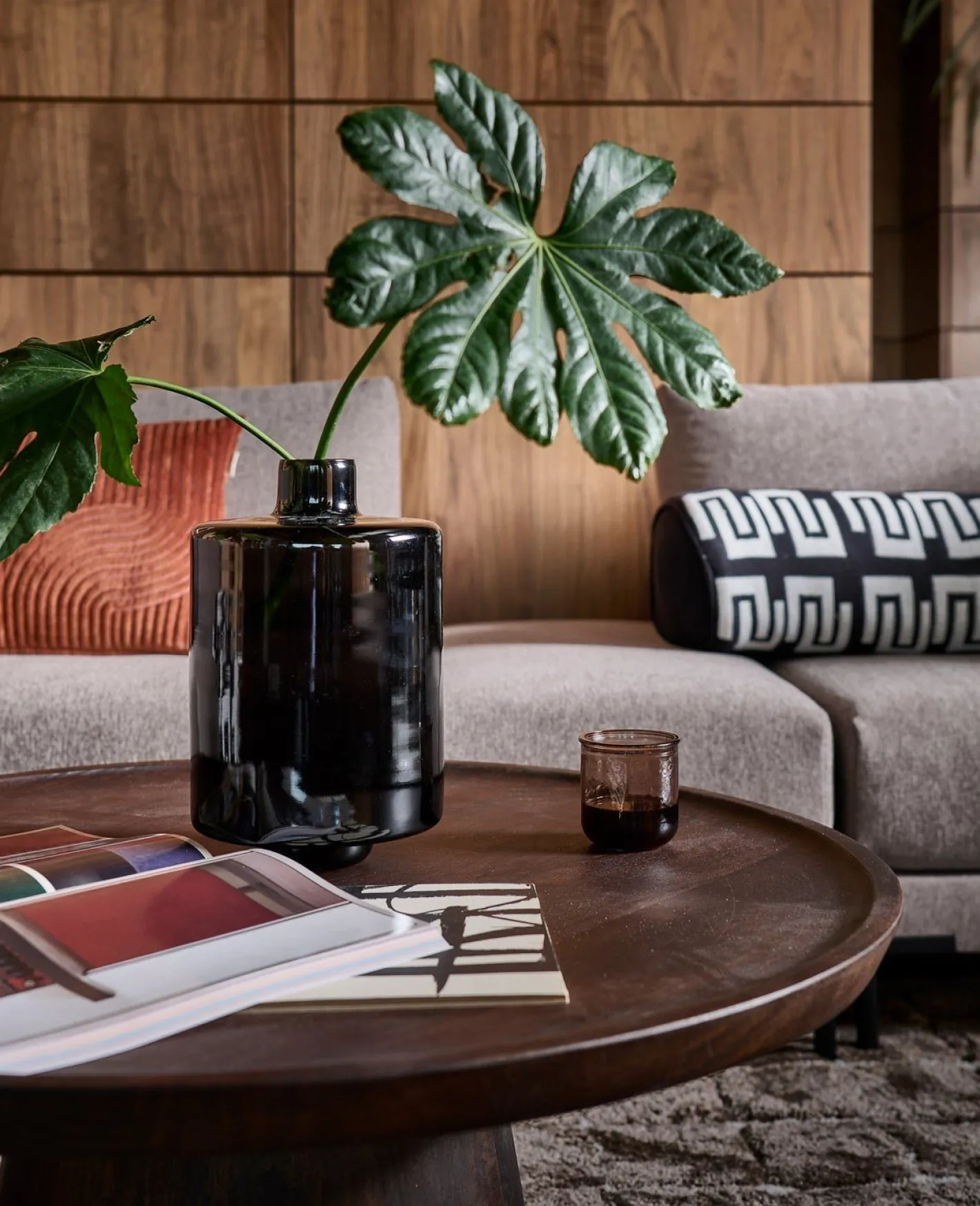 Sale vtwonen Coffee A Gogo Bijzettafel Walnut