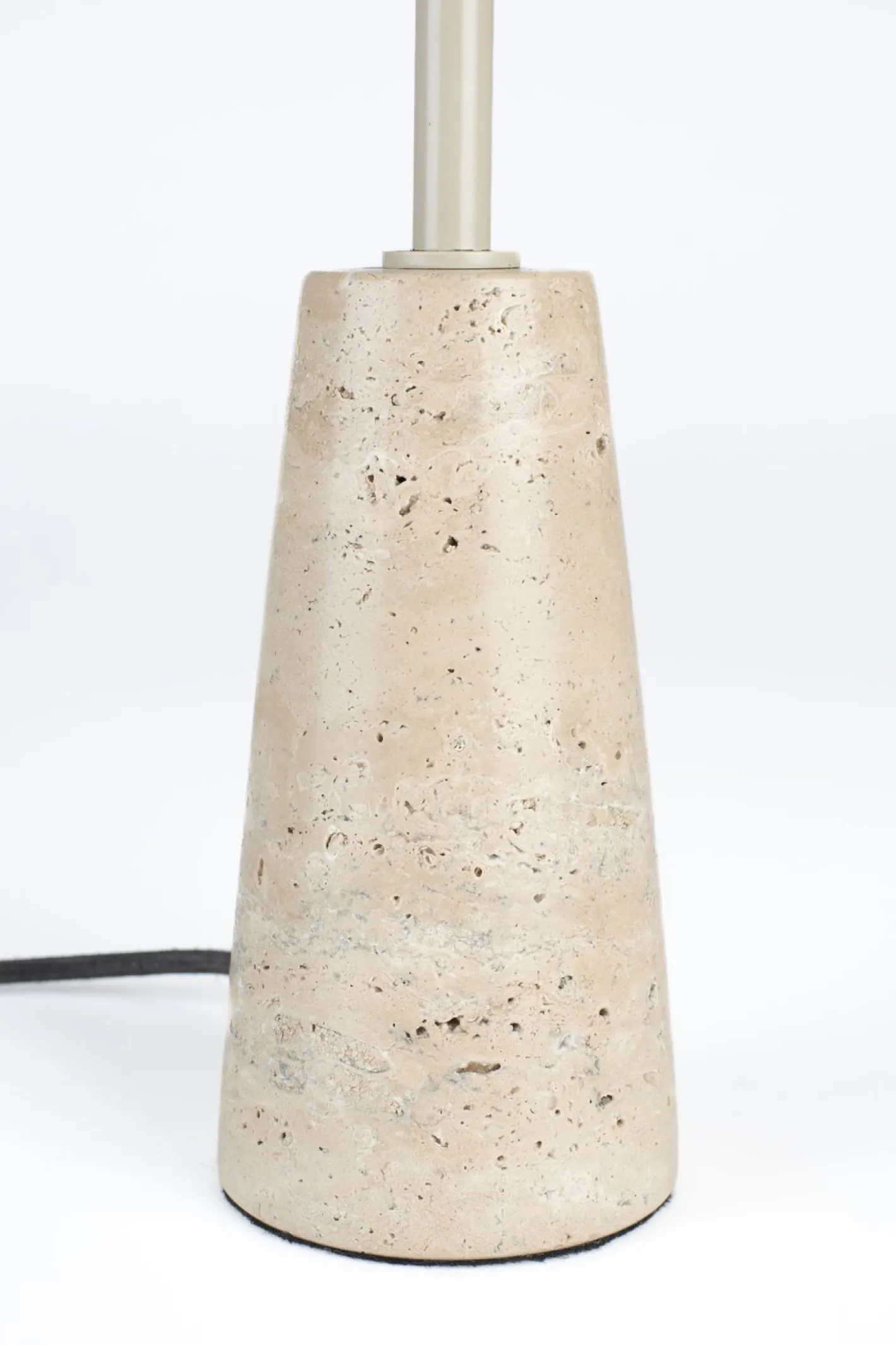 Online Zuiver Cole Tafellamp Beige