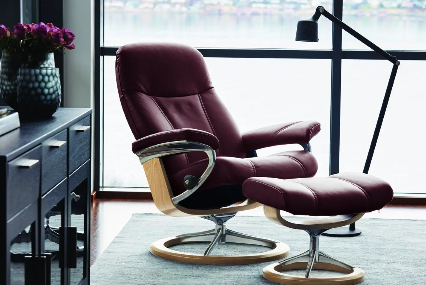 Clearance Stressless Consul Relaxfauteuil + Hocker Light Grey