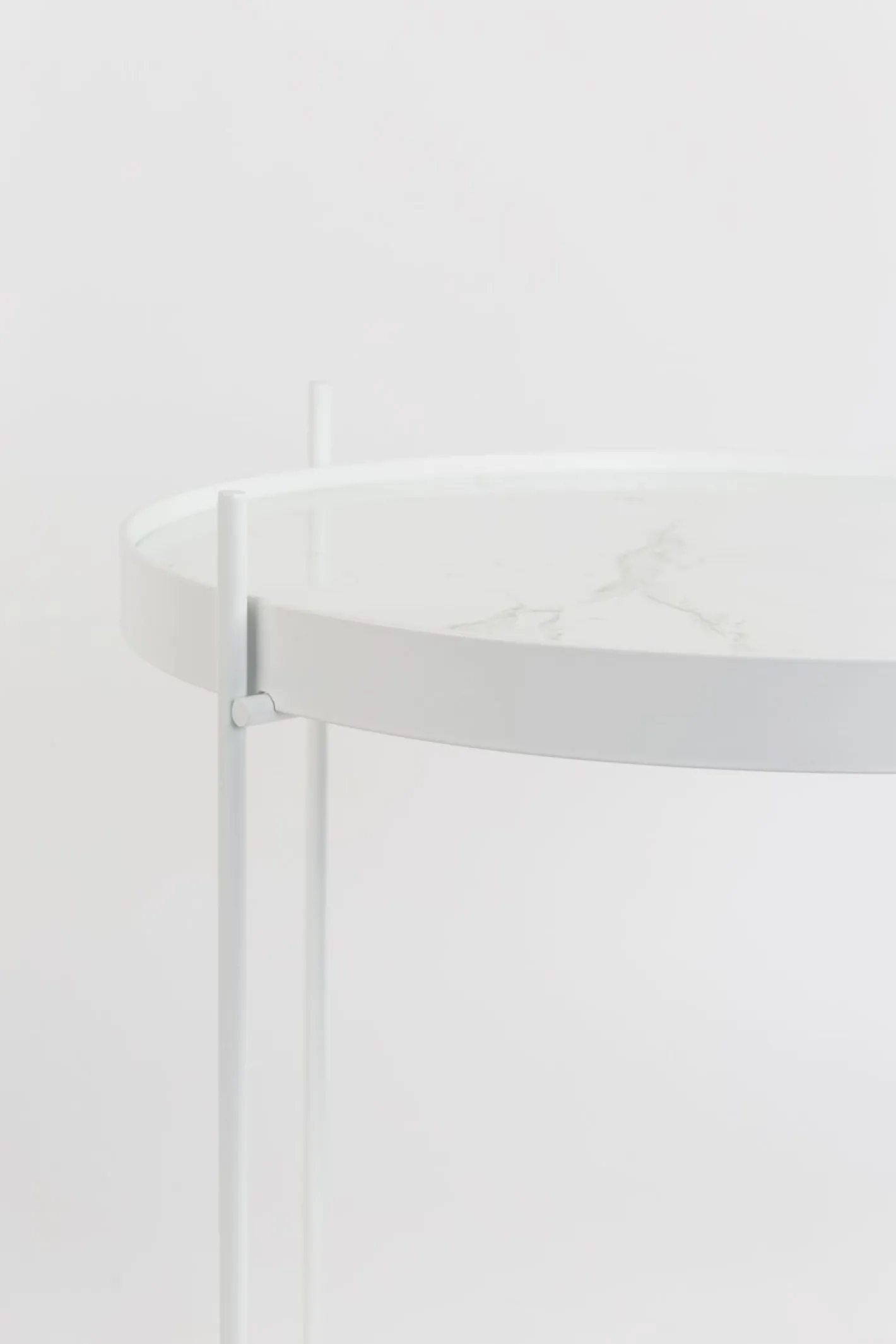 Clearance Zuiver Cupid Marble Bijzettafel White