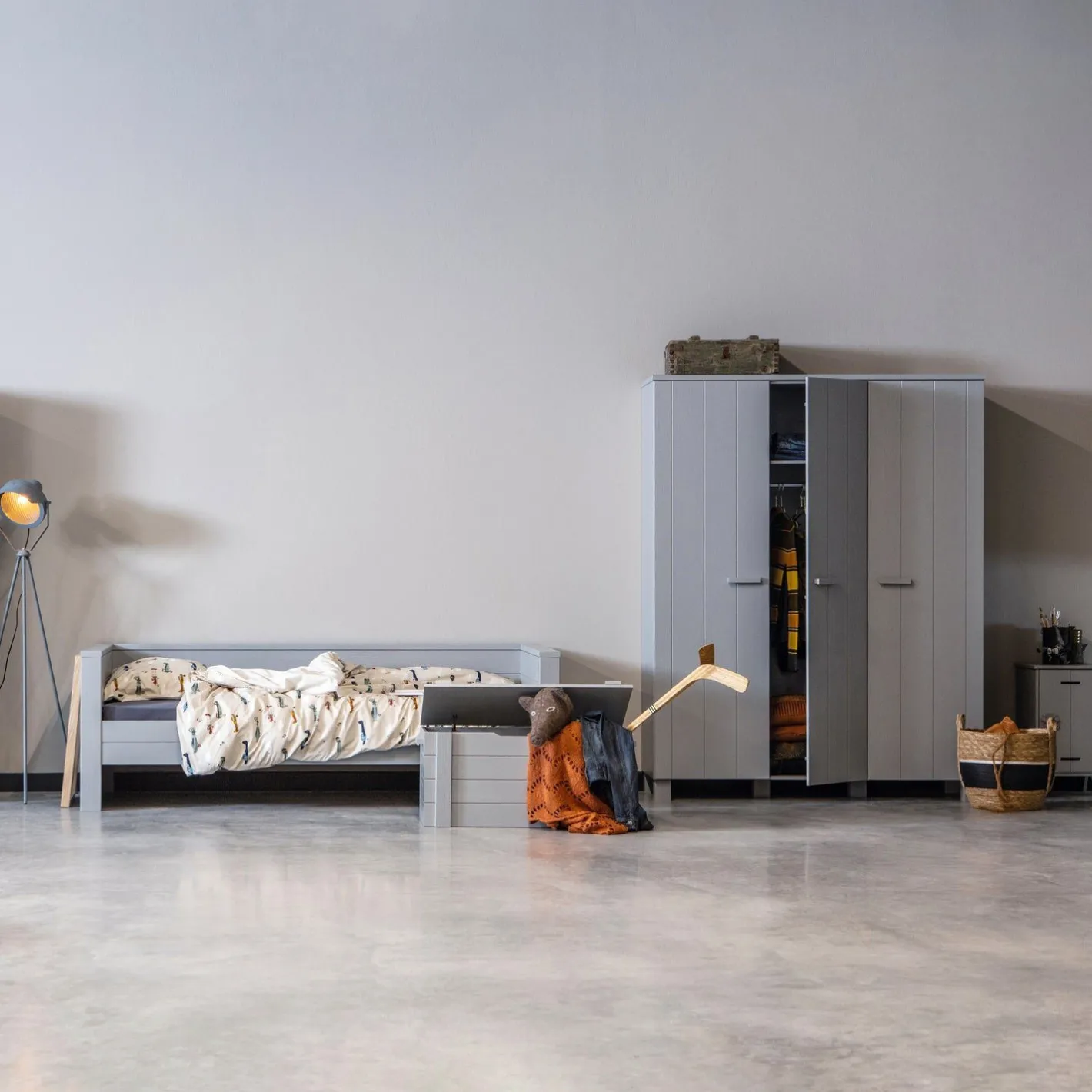 Outlet WOOOD Dennis Opbergkast Concrete Grey