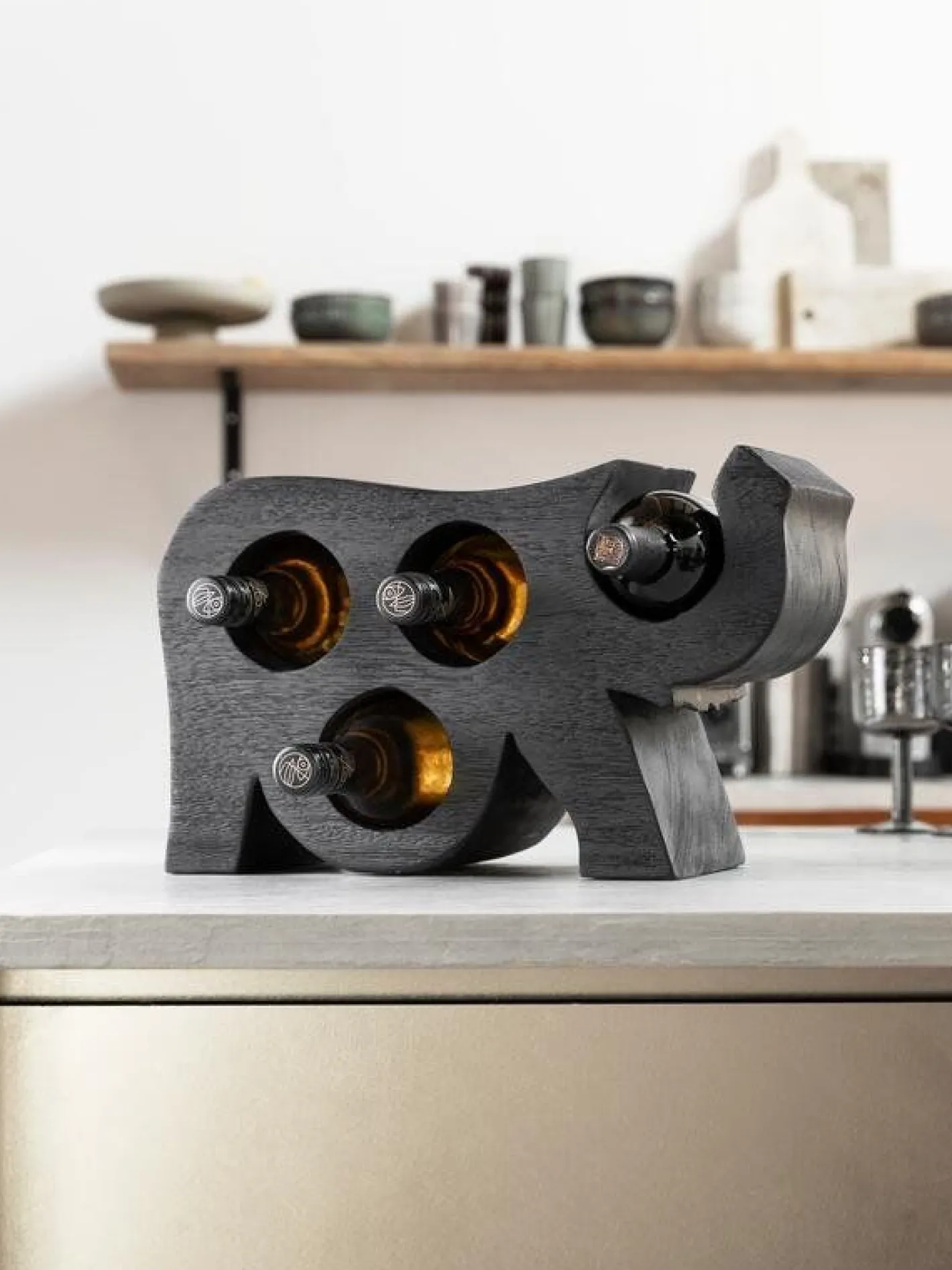 Best MUST Living Elephant Wijnrek Zwart