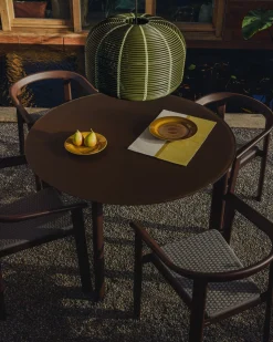 Kave Home Erice Ronde Tuintafel Bruin