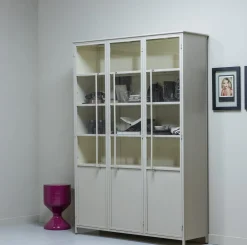Online WOOOD Exhibit 3-deurs Vitrinekast Sand