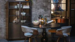 Outlet WOOOD Exhibit 2-deurs Vitrinekast Zwart