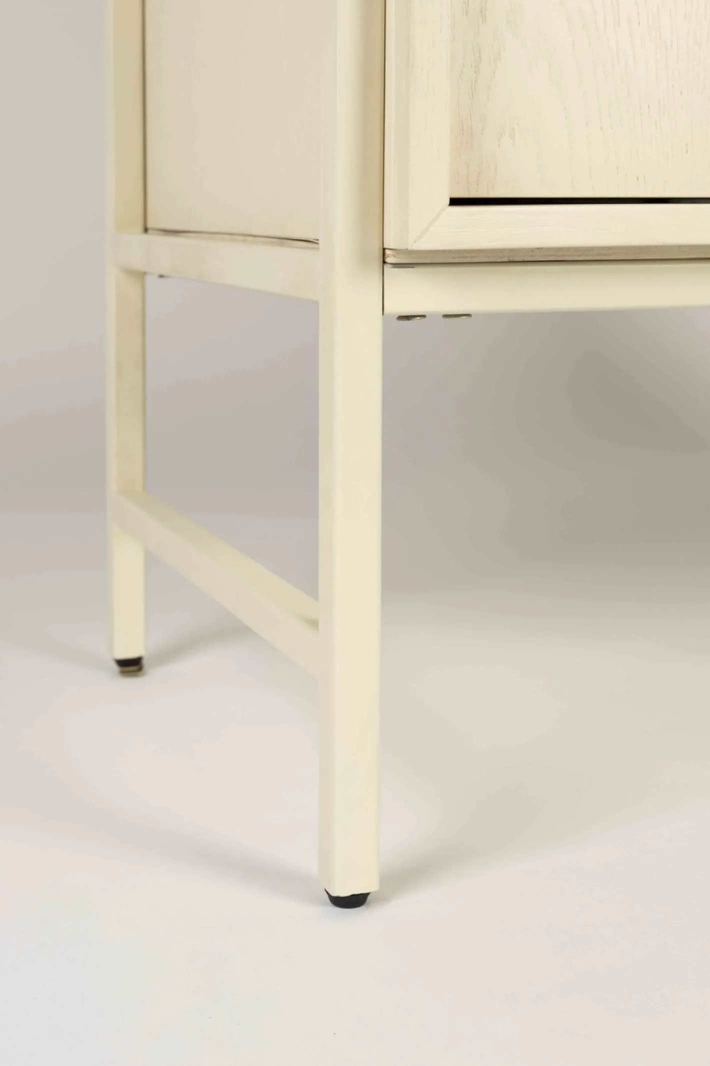 Hot Zuiver Faces Opbergkast Beige
