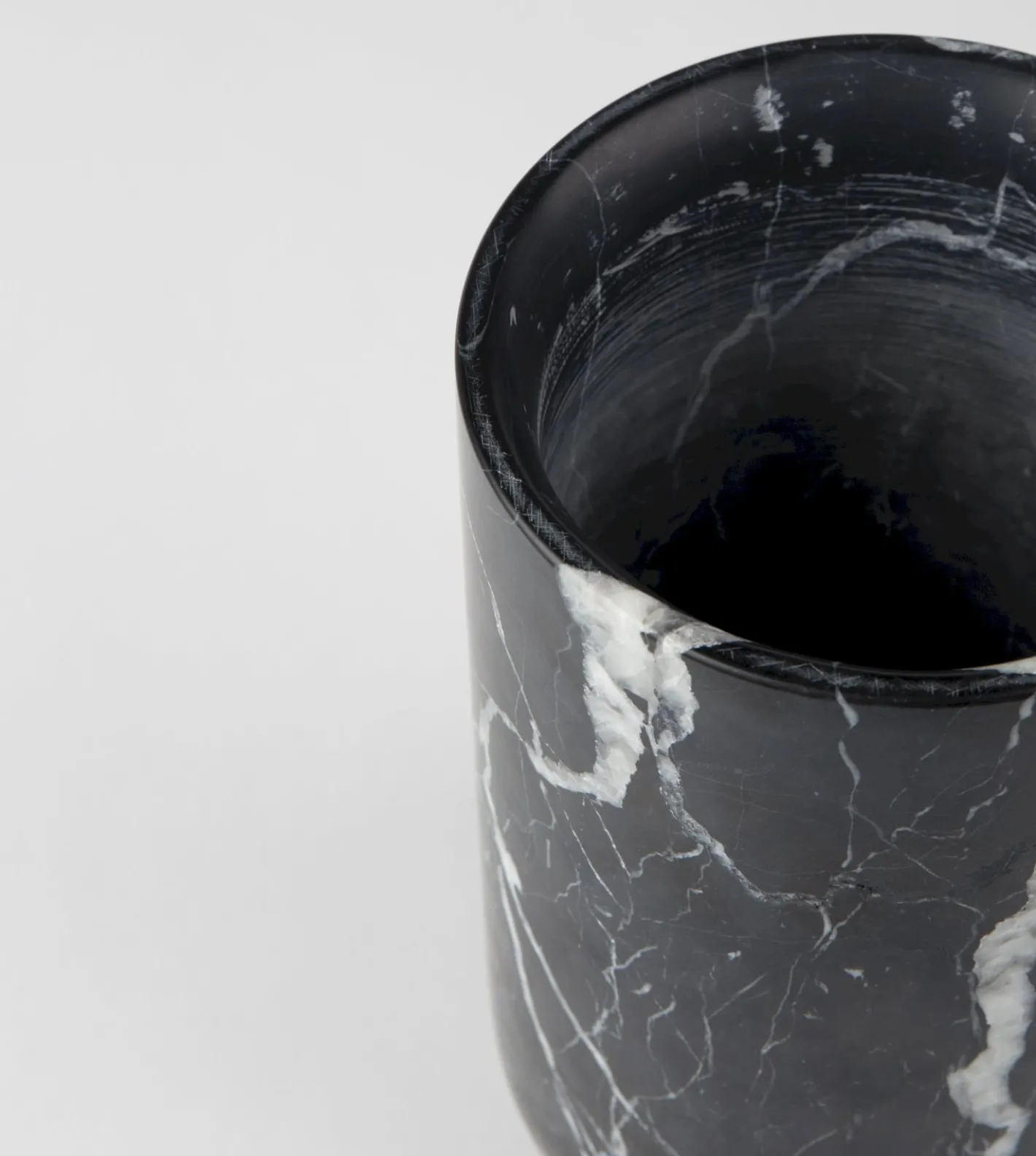 Outlet Zuiver Fajen Marble Vaas Black