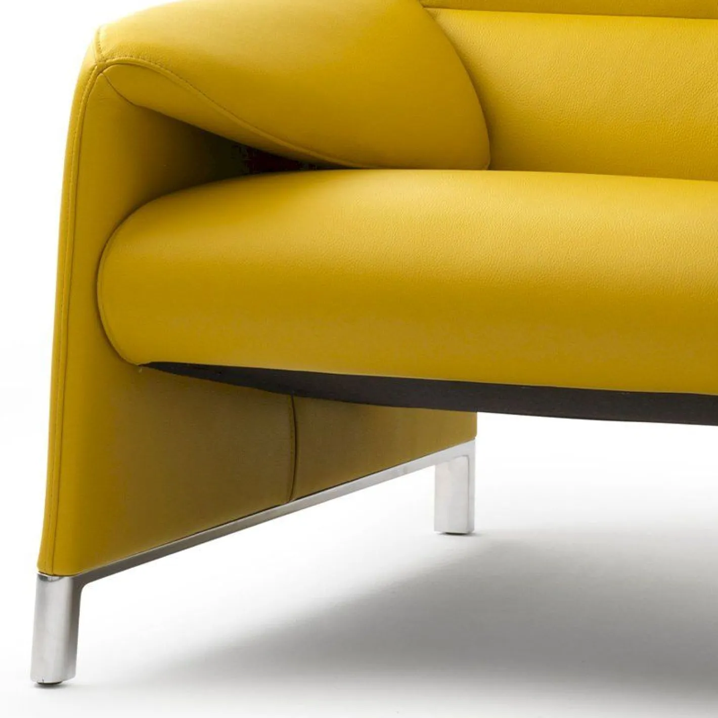 Sale Leolux Felizia Fauteuil geel