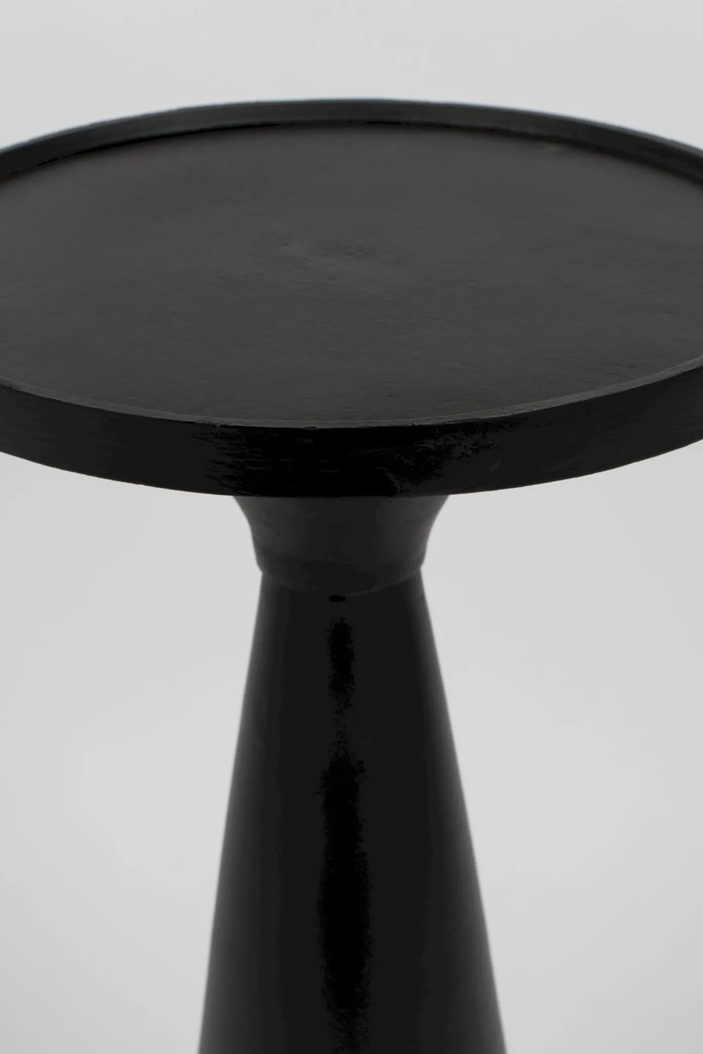 Clearance Zuiver Floss Bijzettafel Black