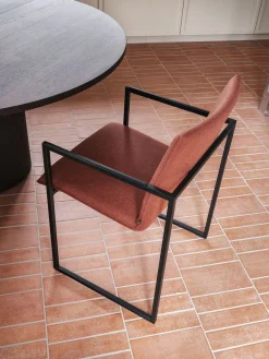 Best Arco Frame Friendly Eetkamerstoel Rust
