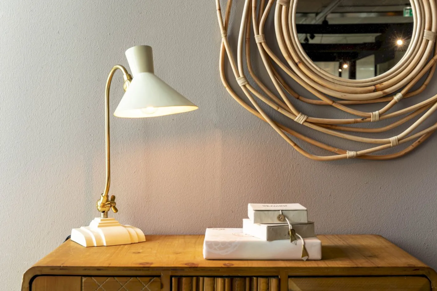 Hot Dutchbone Gaia Tafellamp Ivory