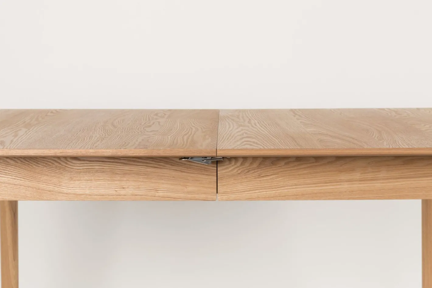 Best Zuiver Glimps Eettafel Natural