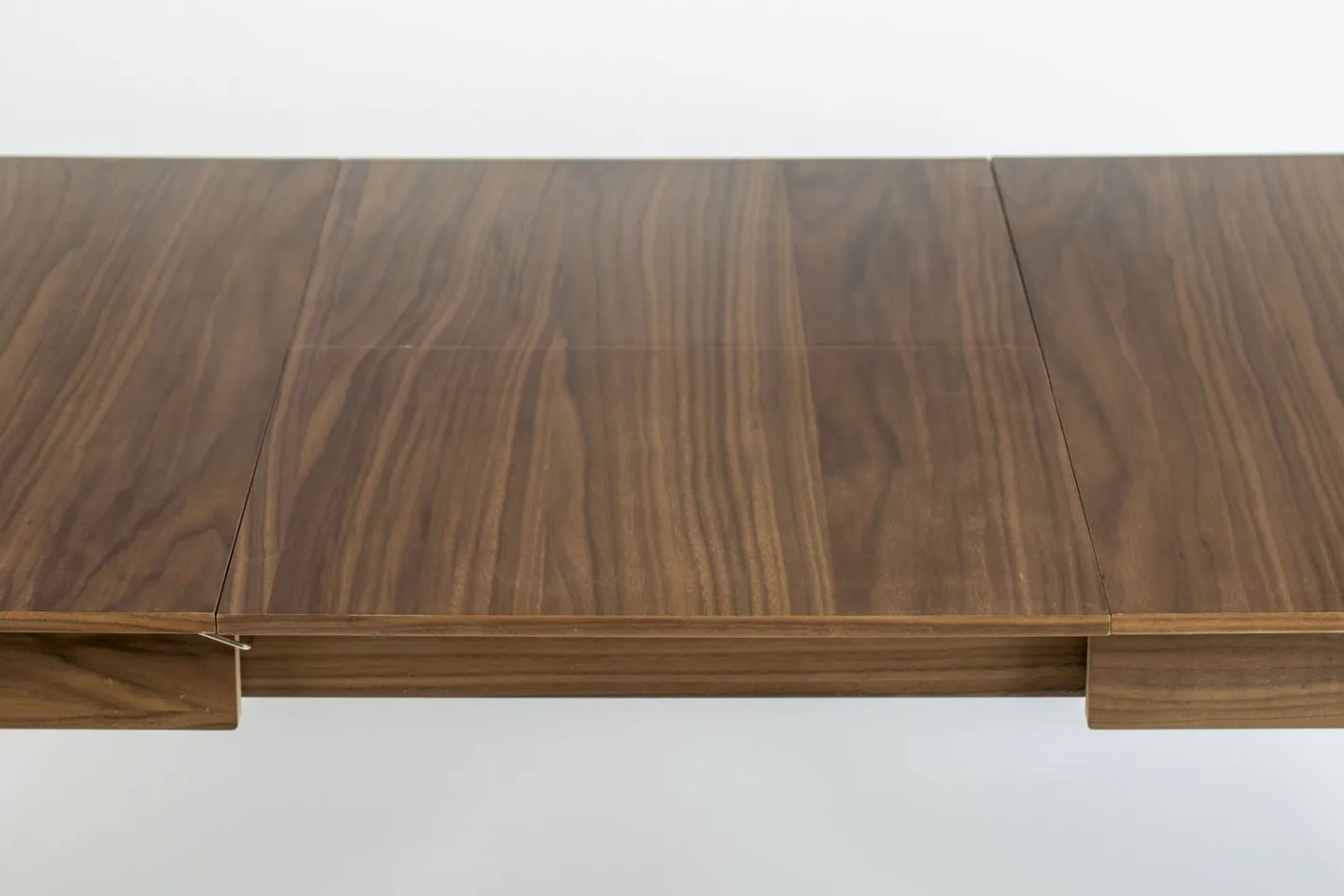 Zuiver Glimps Uitschuiftafel Walnut