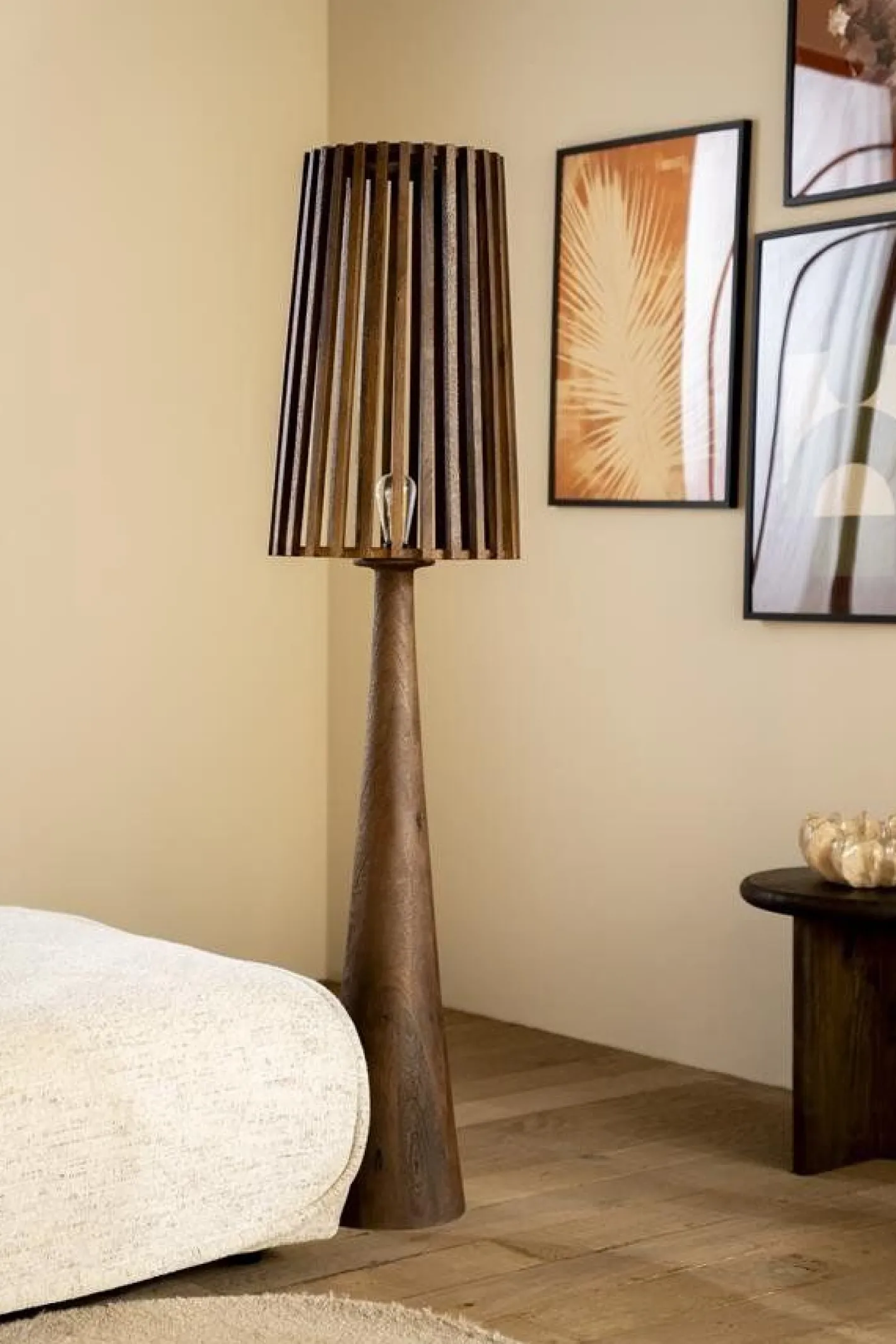 Hot By Boo Guard Vloerlamp Brown