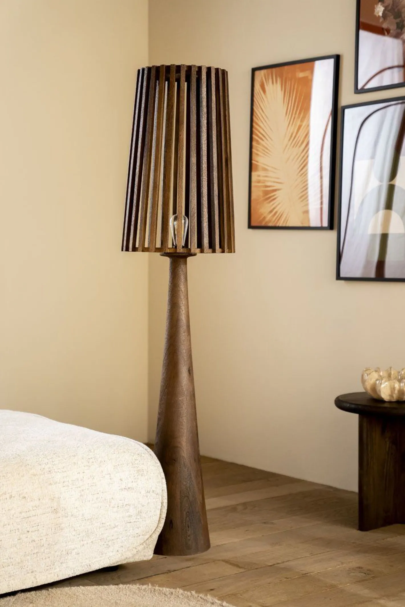 Hot By Boo Guard Vloerlamp Brown