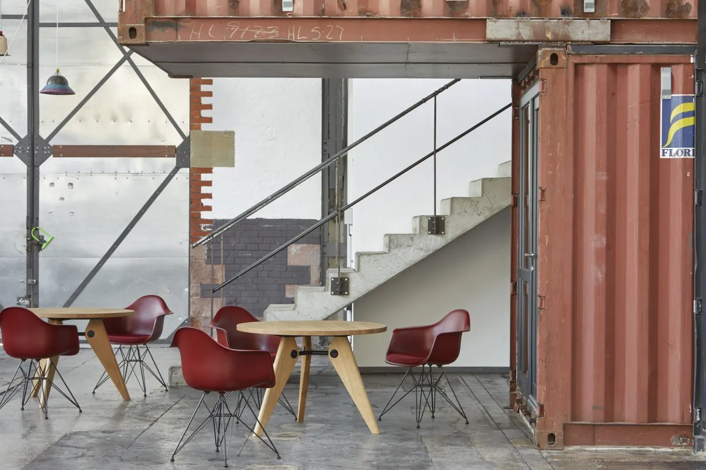Hot Vitra Gueridon Eettafel Naturel