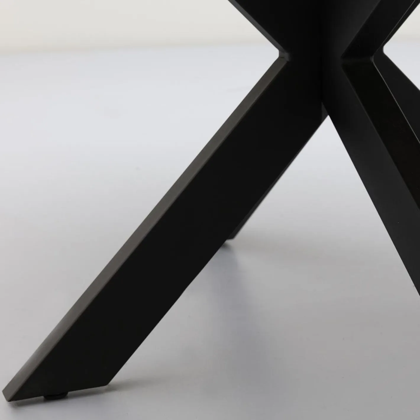 New Trendhopper Haiko Ovaal Eettafel Naturel, Zwart