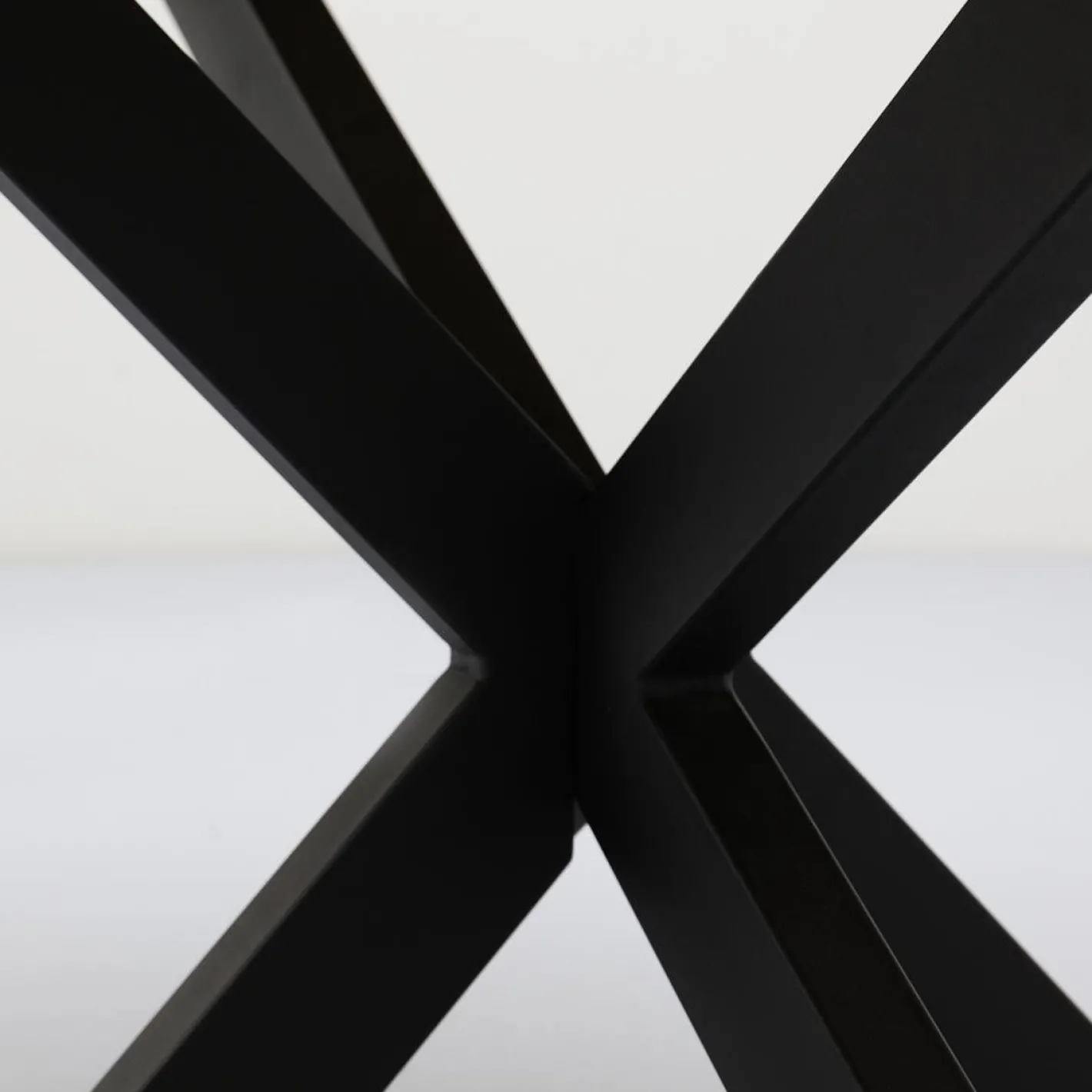 New Trendhopper Haiko Ovaal Eettafel Naturel, Zwart