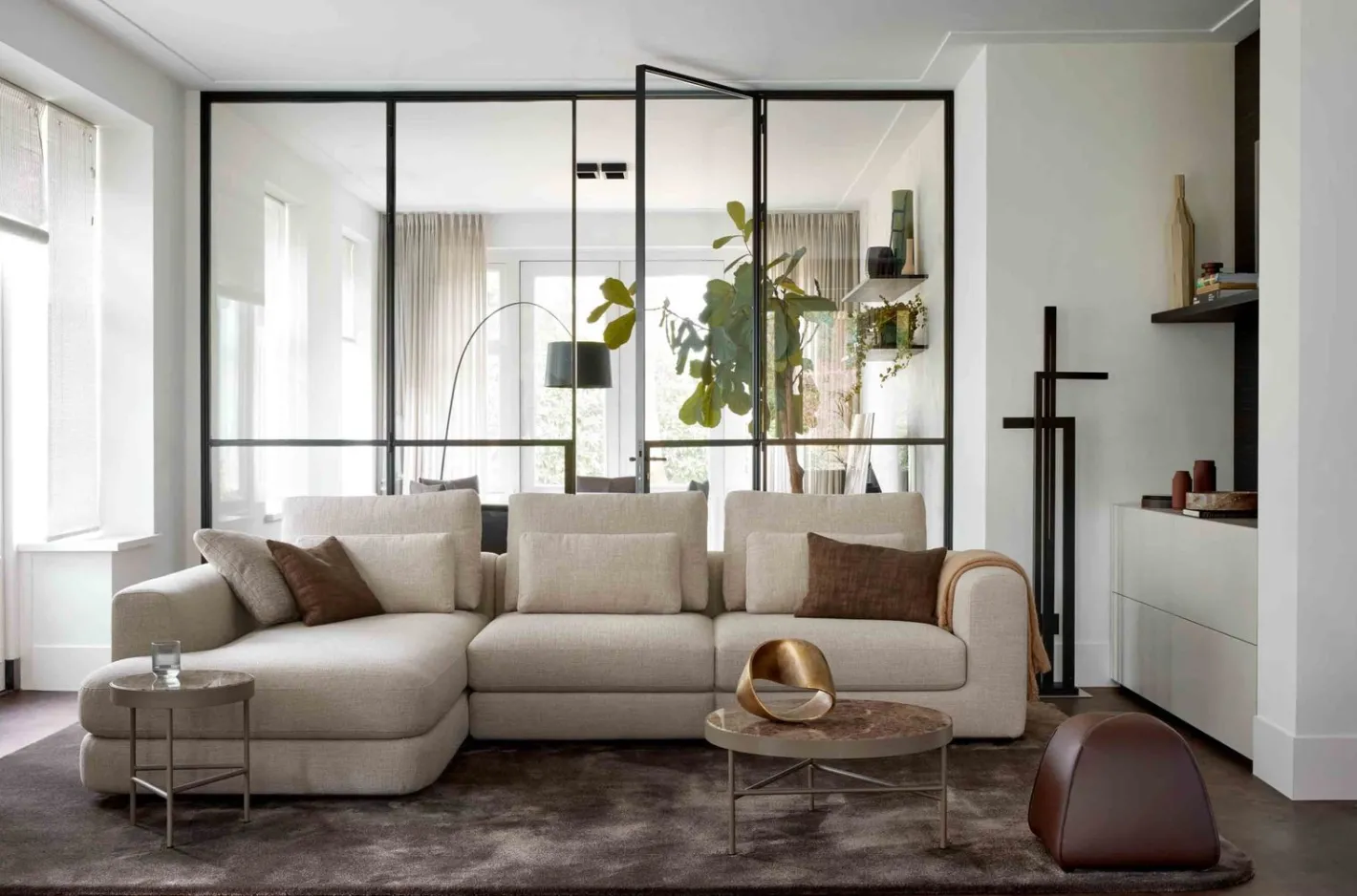 Outlet Design on Stock Harris Hoekbank Beige