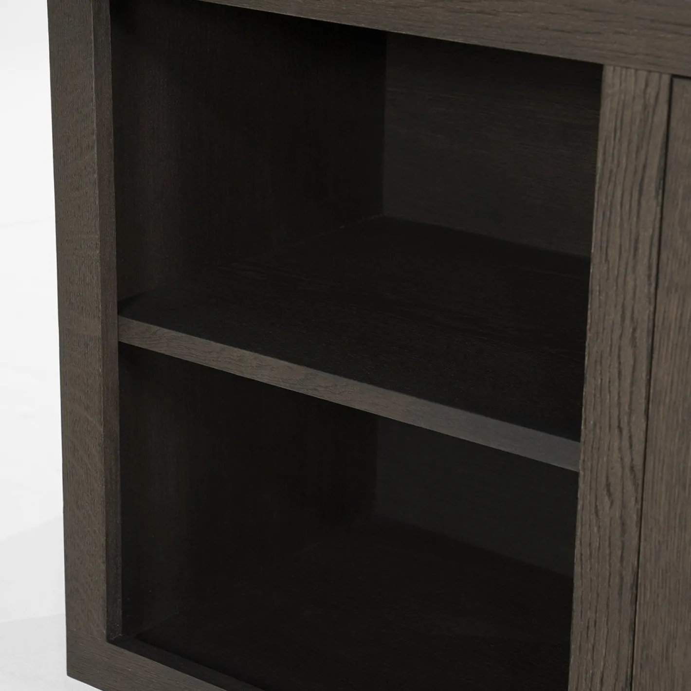 Discount Eleonora Helsinki Dressoir Bruin
