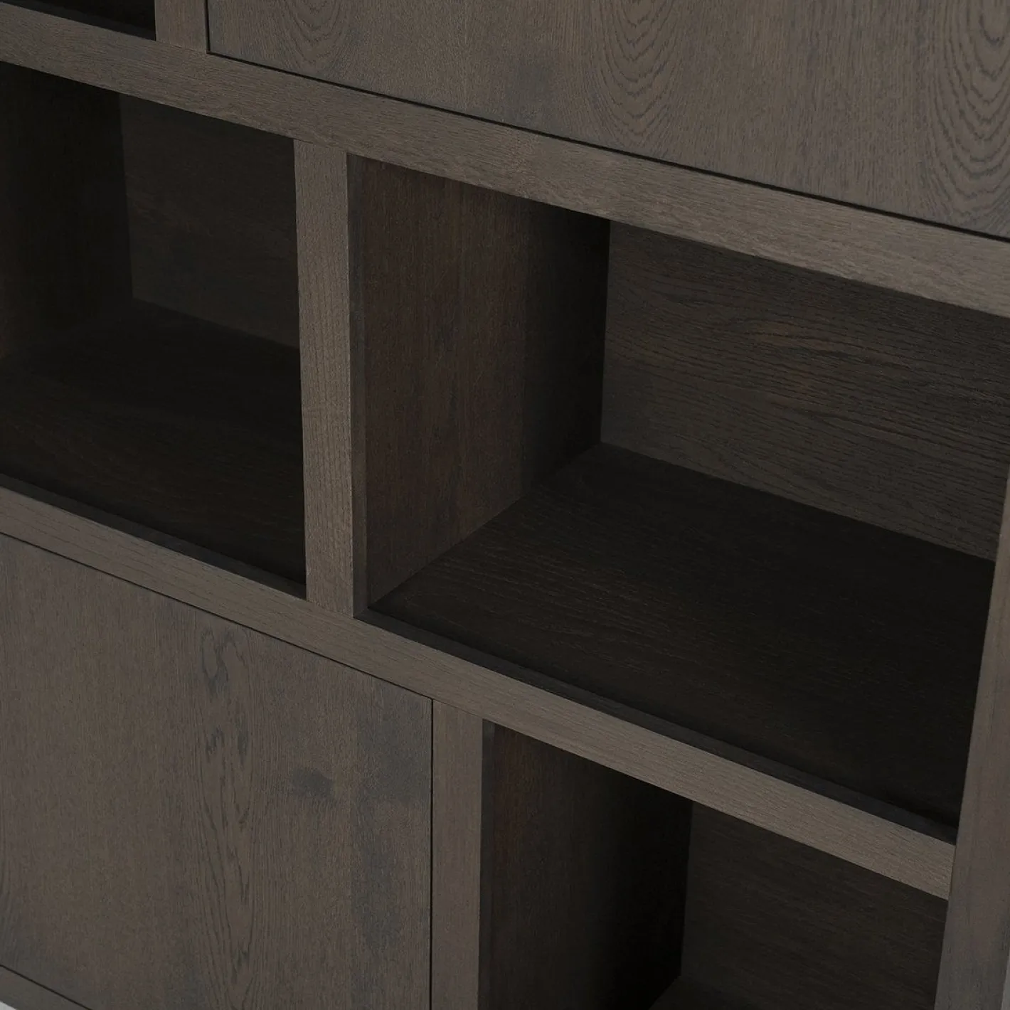 Outlet Eleonora Helsinki Kabinet Bruin