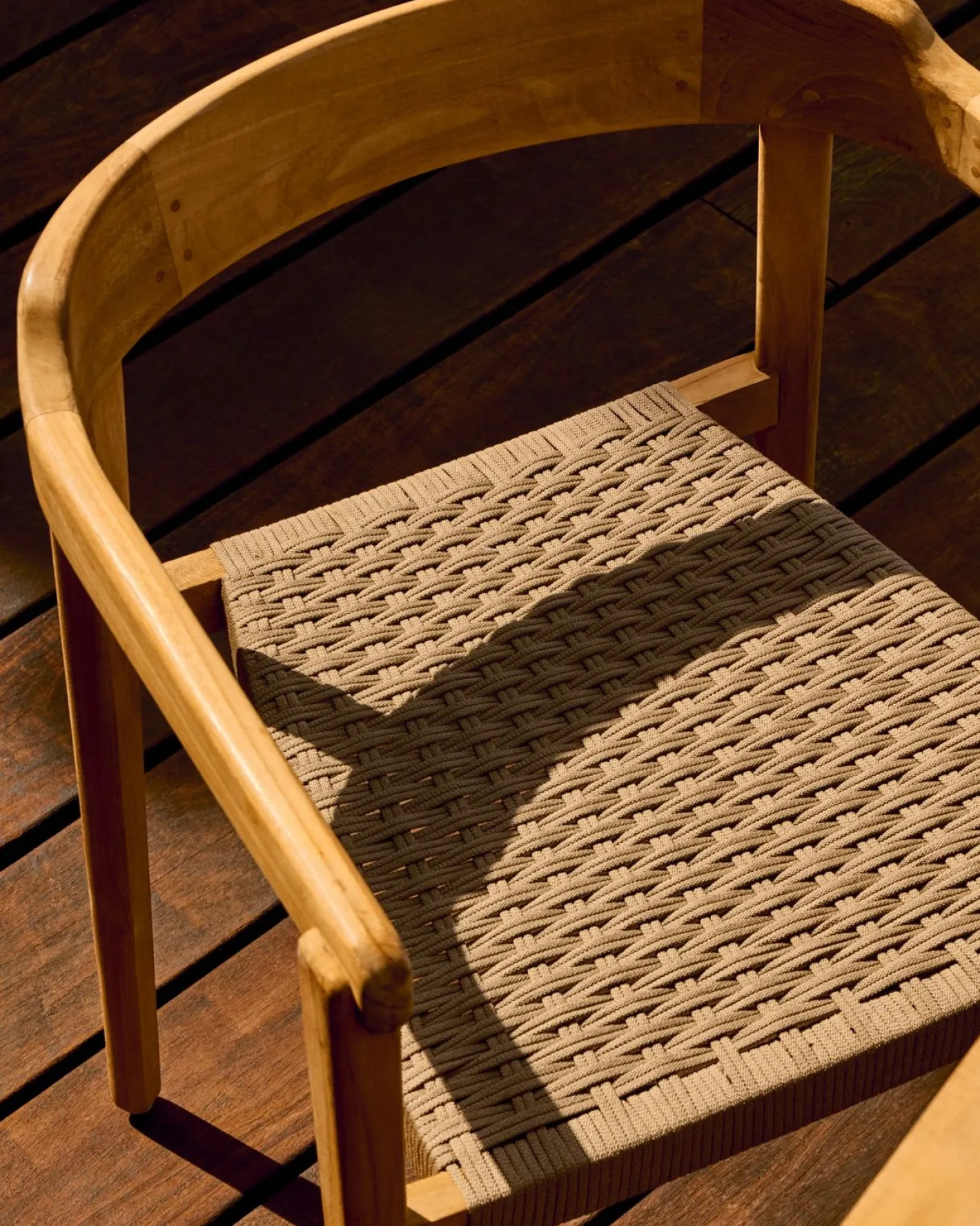 New Kave Home Icaro Tuinstoel Beige, Naturel