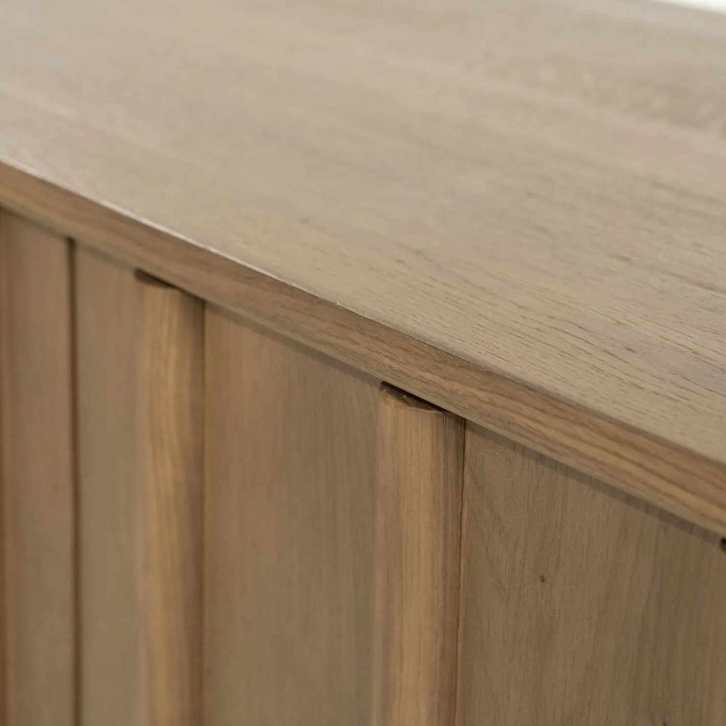 Online Eleonora Jake Dressoir Bruin