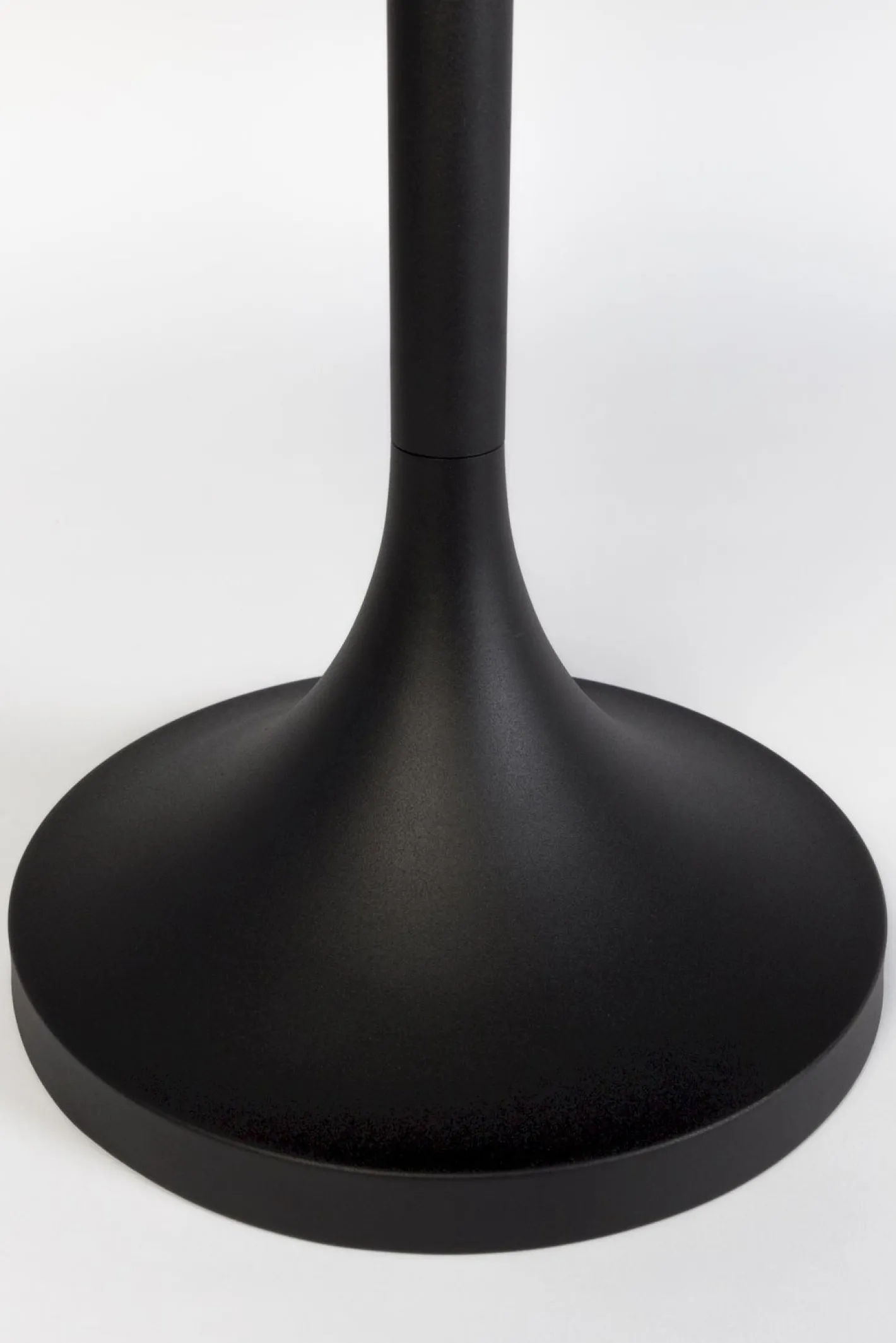 Sale Zuiver Jason Bijzettafel Zwart