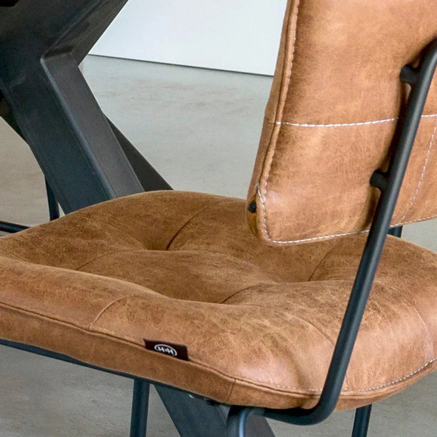 Online Henders en Hazel Julien Eetkamerstoel Cognac