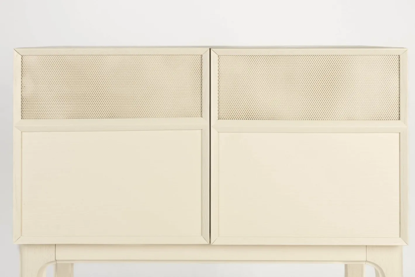 Clearance Zuiver June Highboard Beige