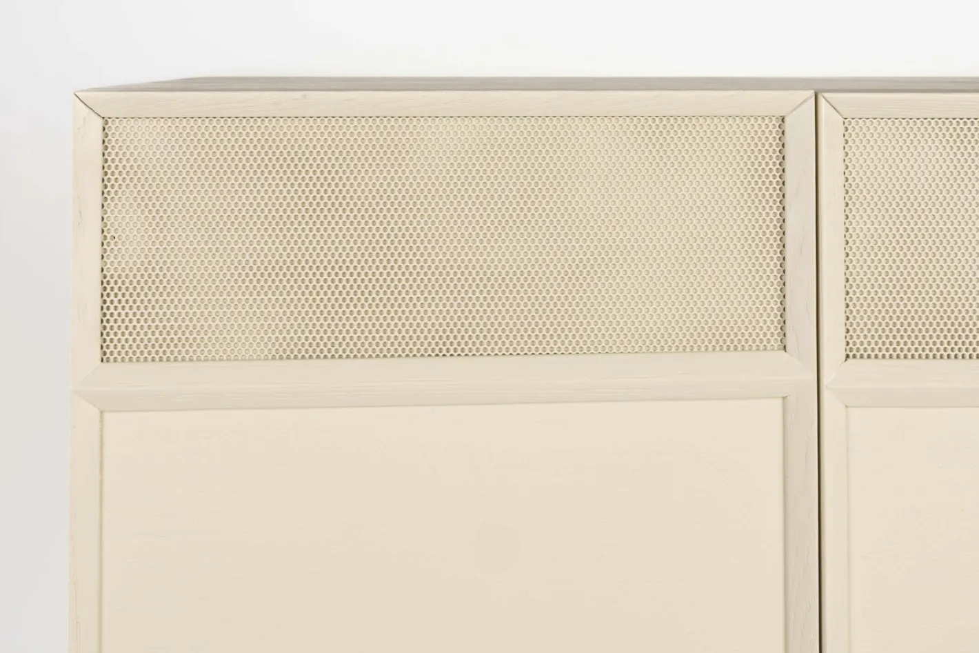 Clearance Zuiver June Highboard Beige