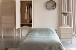 Online Zuiver June Opbergkast Beige