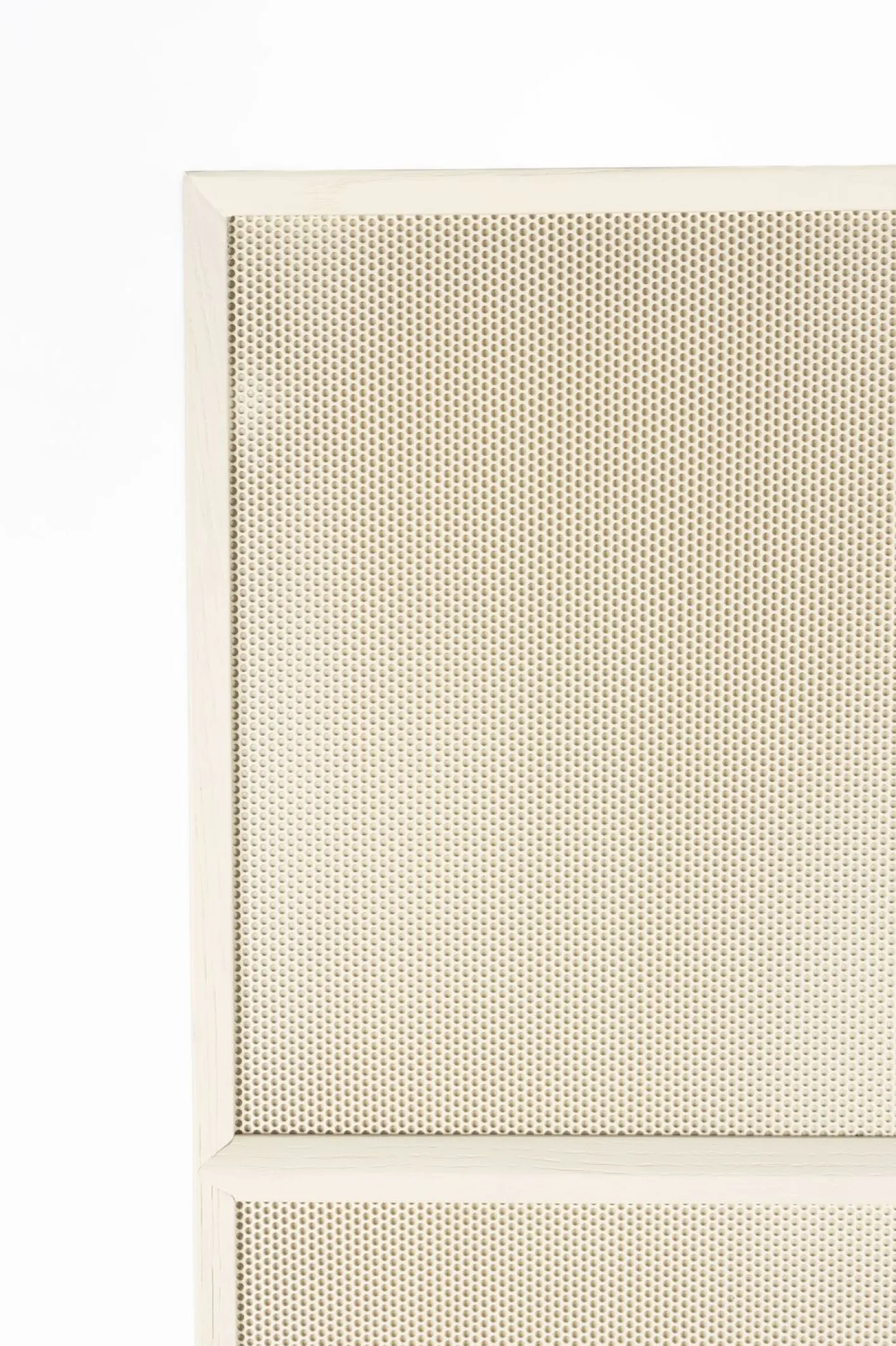Online Zuiver June Opbergkast Beige
