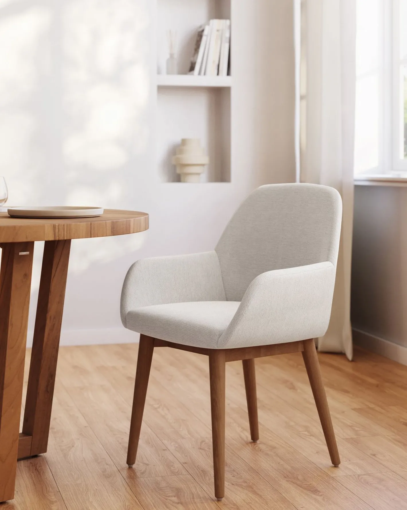 Clearance Kave Home Konna Essenhout Eetkamerstoel Creme, Donkerbruin