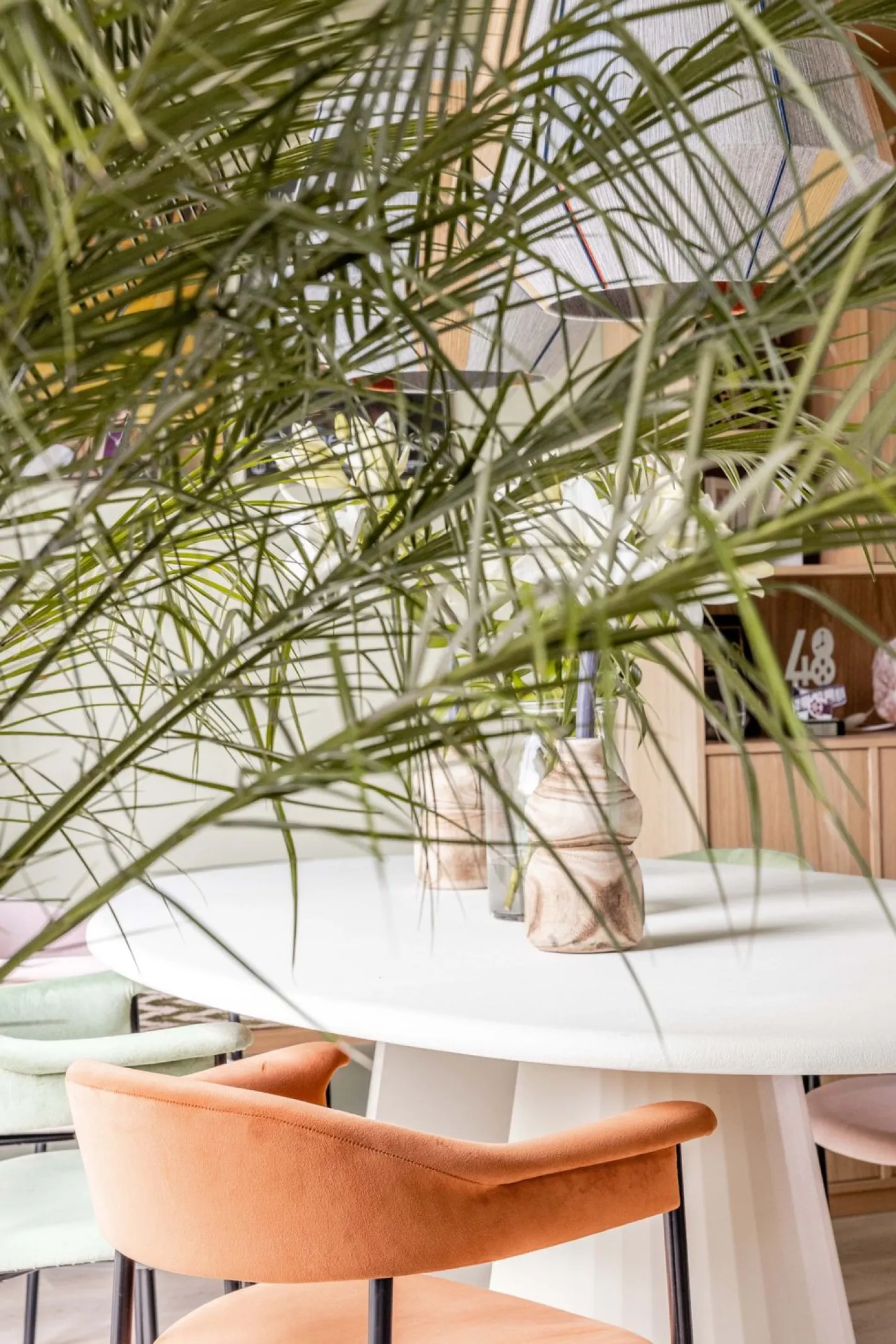Online XOOON Lund Cone Nebbia Eettafel Stone Skin