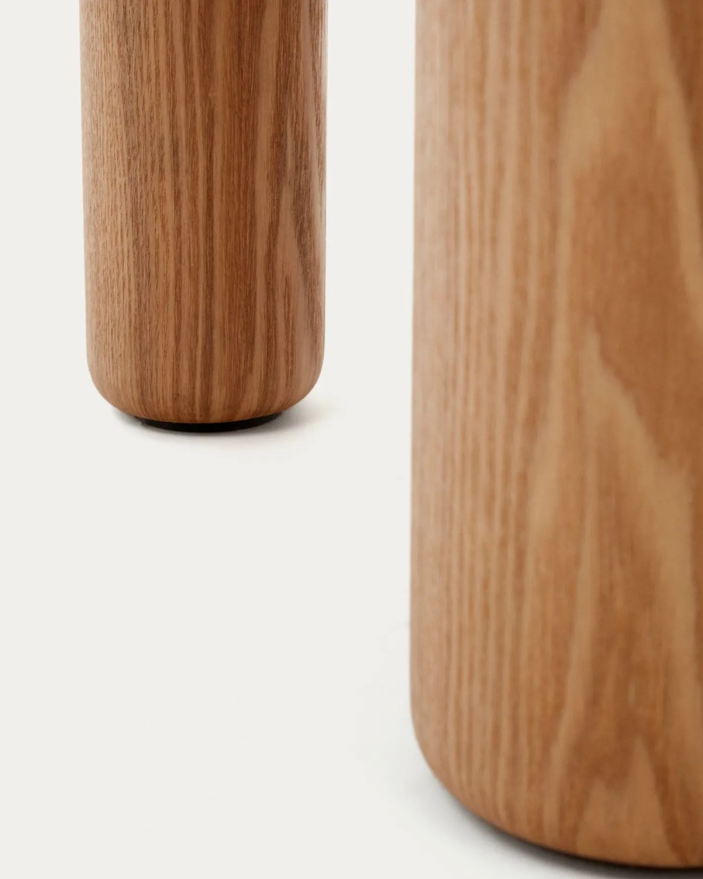 Online Kave Home Mailen Rond Eettafel Naturel